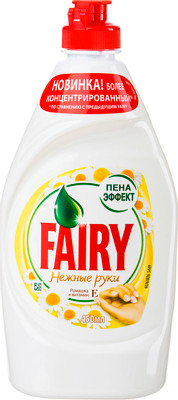 Средство для мытья посуды Fairy Нежные руки ромашка и витамин Е, 450мл Средство для мытья посуды Fairy Нежные руки ромашка и витамин Е, 450мл